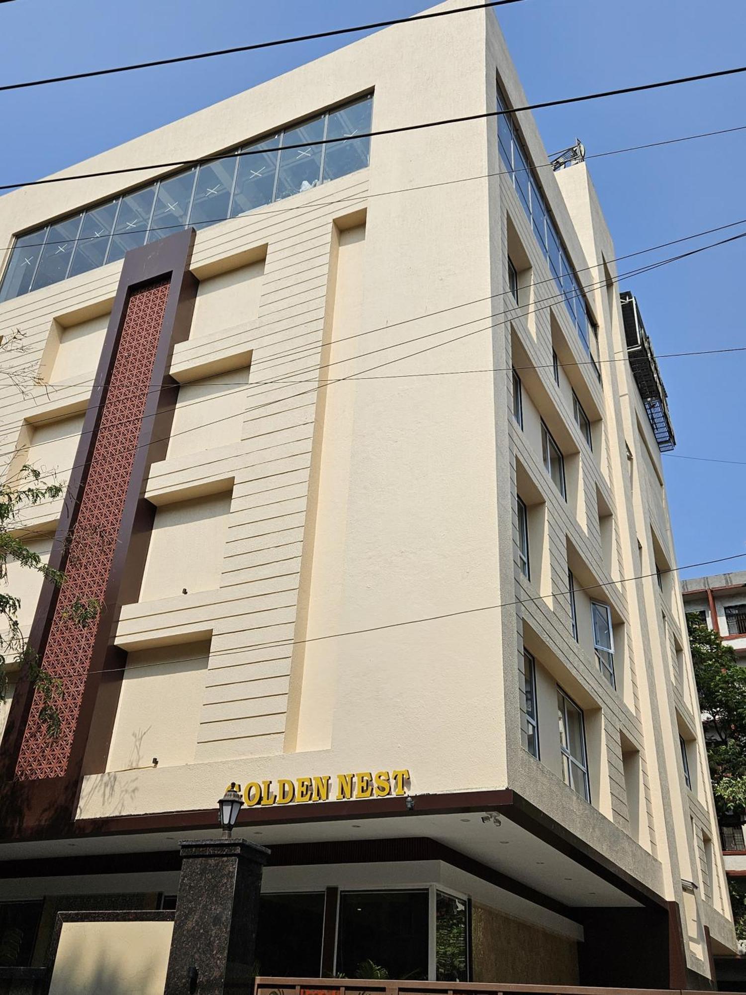 Hotel Golden Nest Thane Exteriör bild
